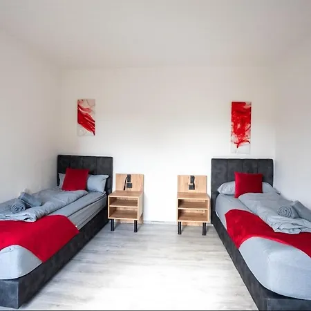 Serviceroom24 - Space In Wlan - Smart-tv - 24-7 Check-in Und Kueche * Oberhausen (North Rhine-Westphalia)
