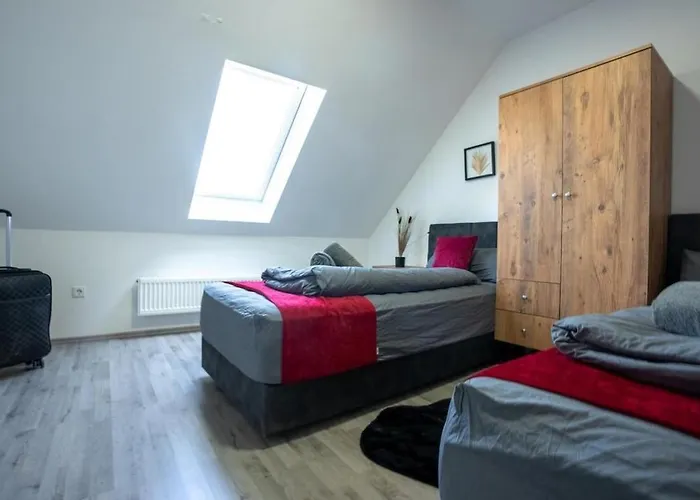 Serviceroom24 - Space In Wlan - Smart-tv - 24-7 Check-in Und Kueche